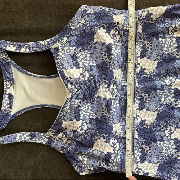 Freemotion active dress size medium - Picture 9 of 10